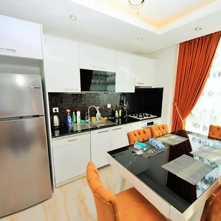 Apartament Lory Queen Luxury Apartments